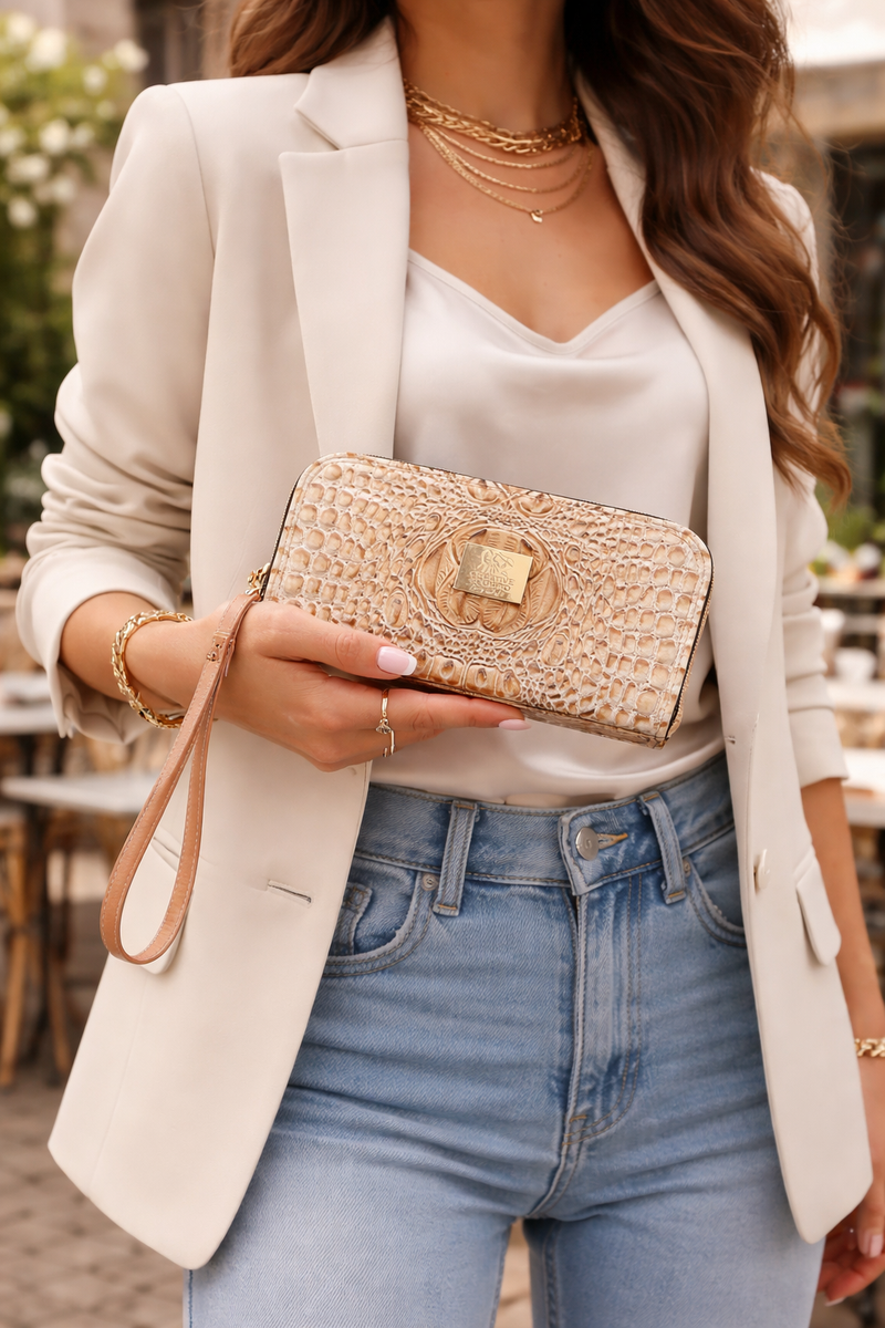 Purses & Wallets