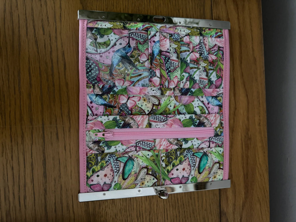 The Large Bi-Fold Wallet - Fuscia and Pink