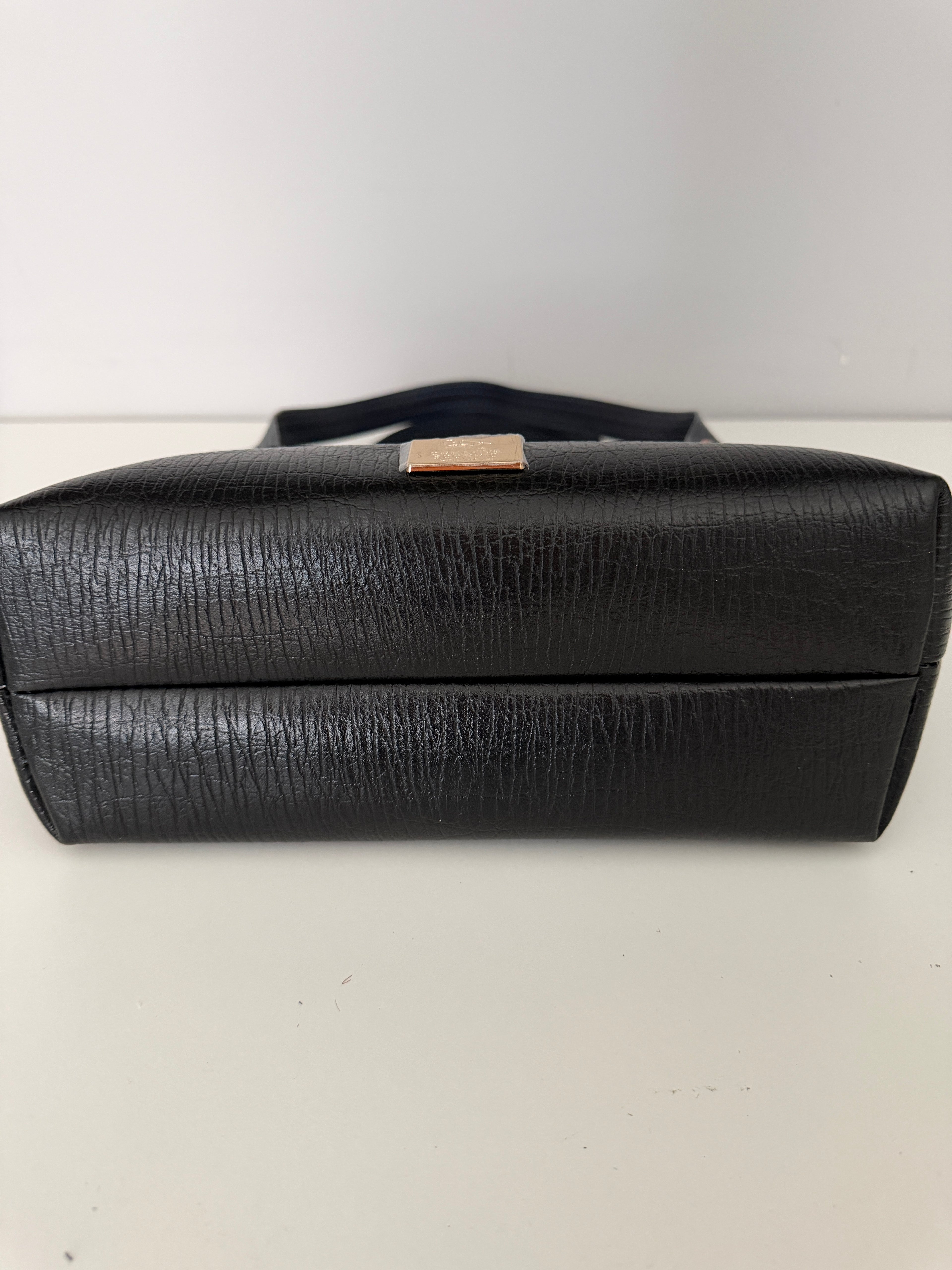 The Jeannie Leather Bag