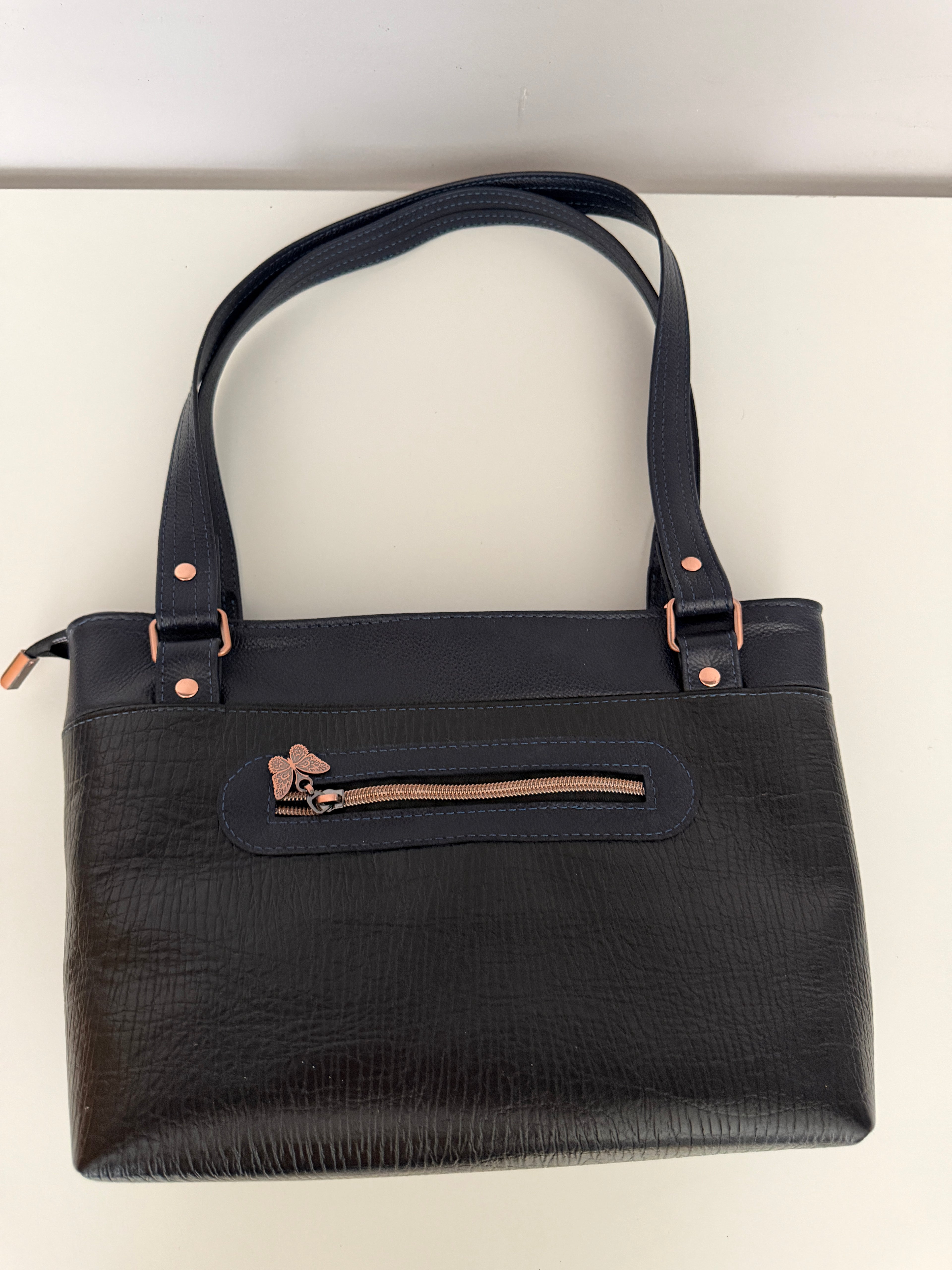 The Jeannie Leather Bag