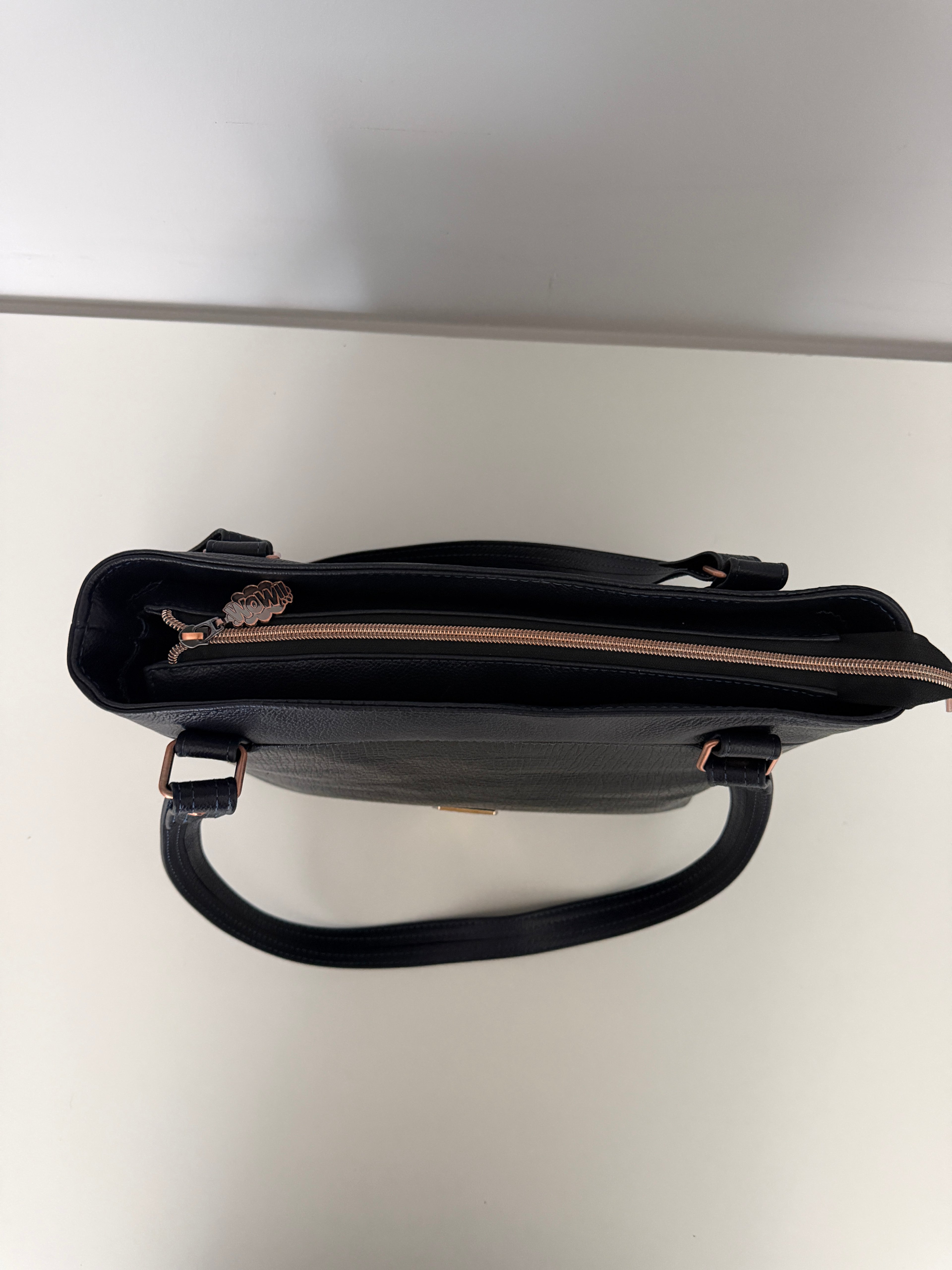 The Jeannie Leather Bag