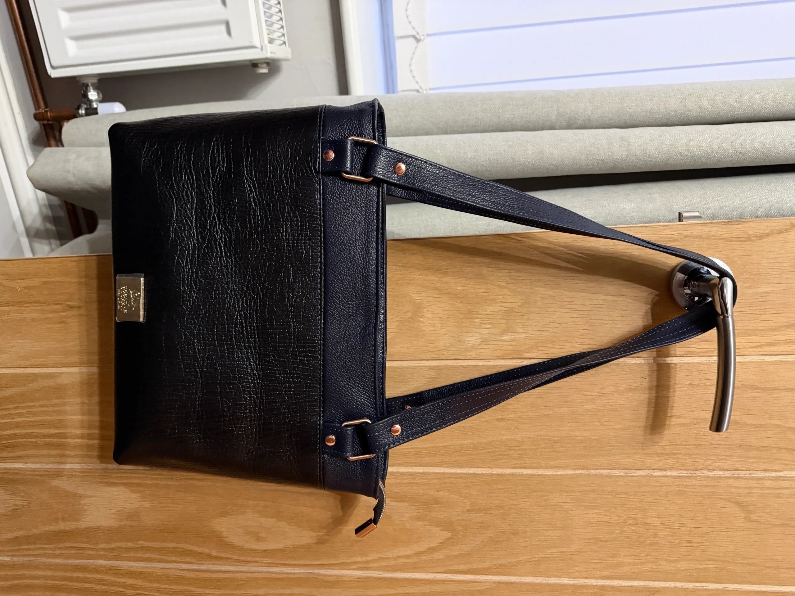 The Jeannie Bag - Leather