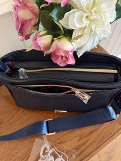 The Zynah Crossbody Bag - Leather
