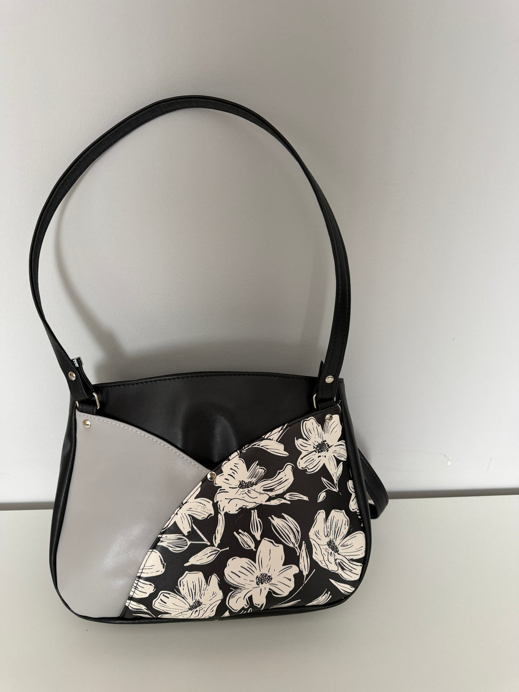 The Reverdie Bag