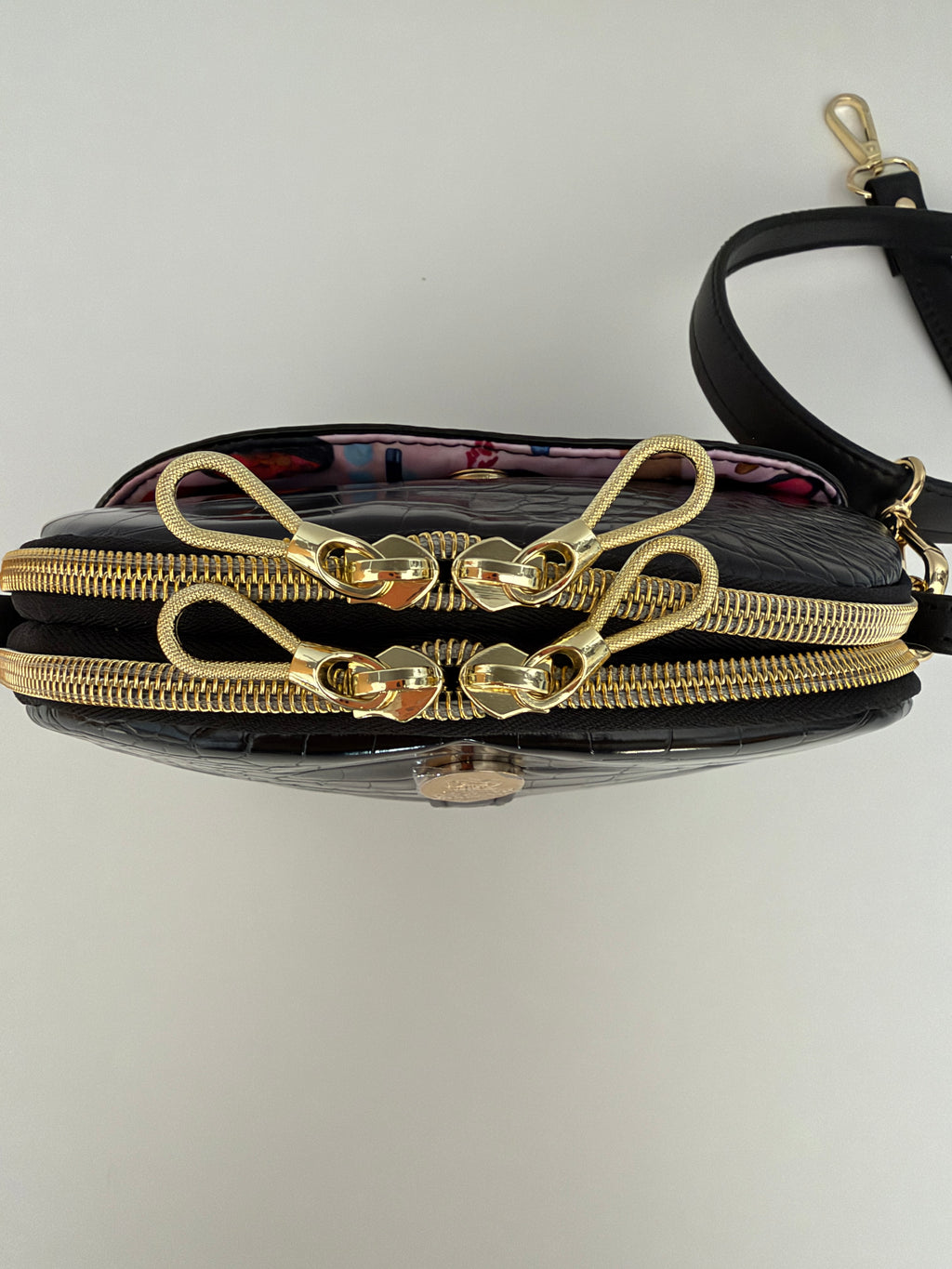 Delilah Dual Crossbody