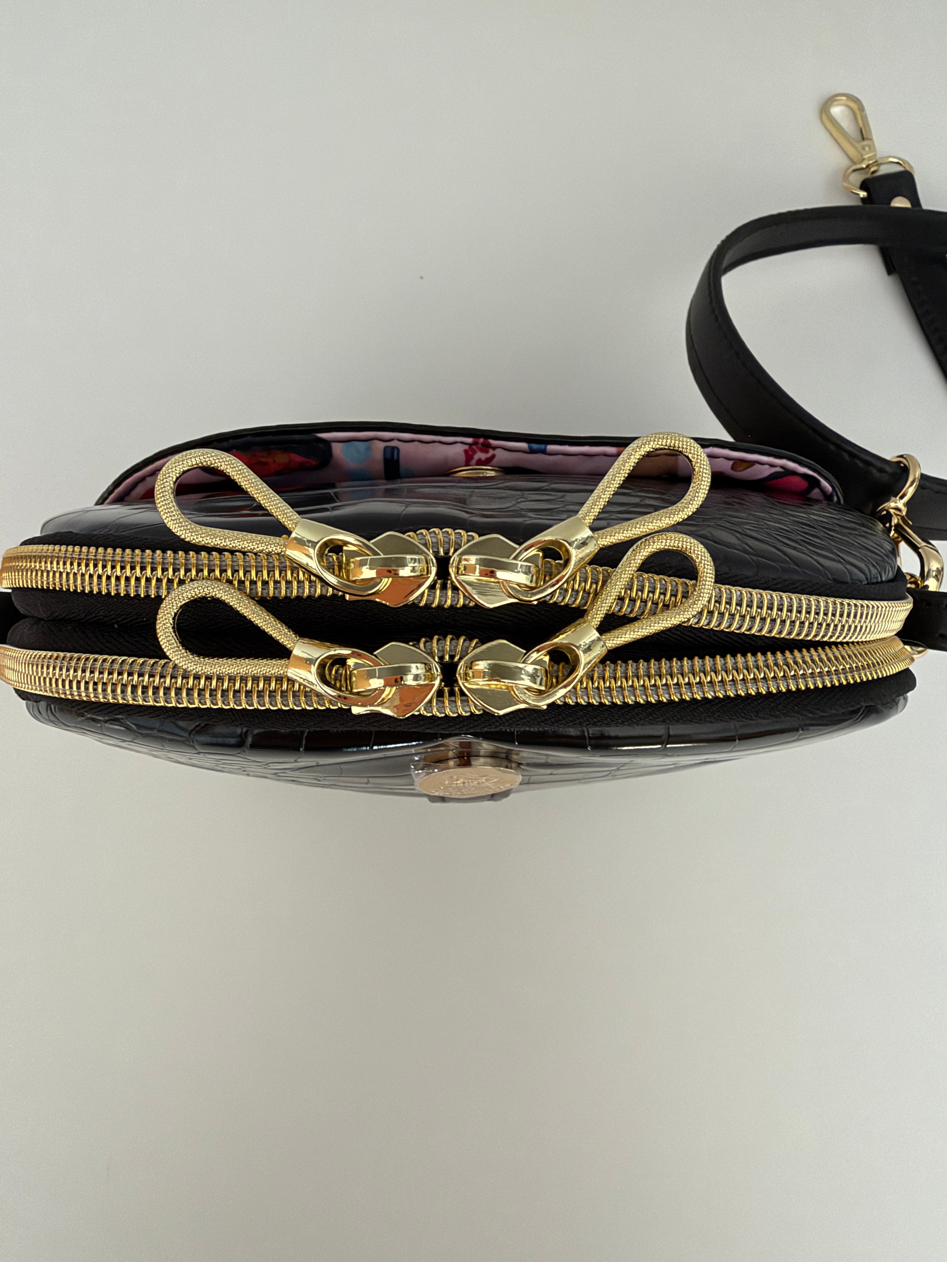 Delilah Dual Crossbody