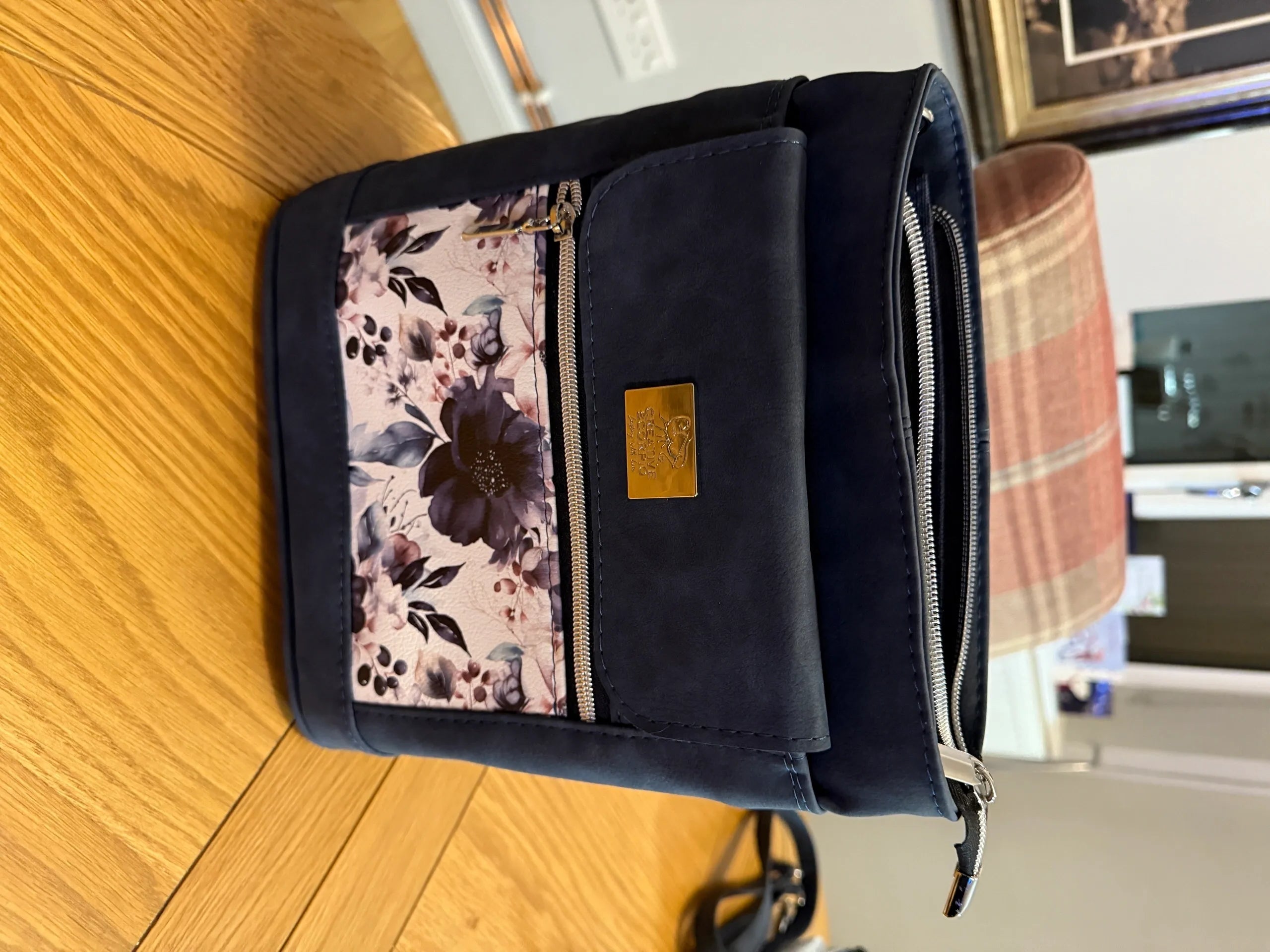 The Brunette Shoulder Bag