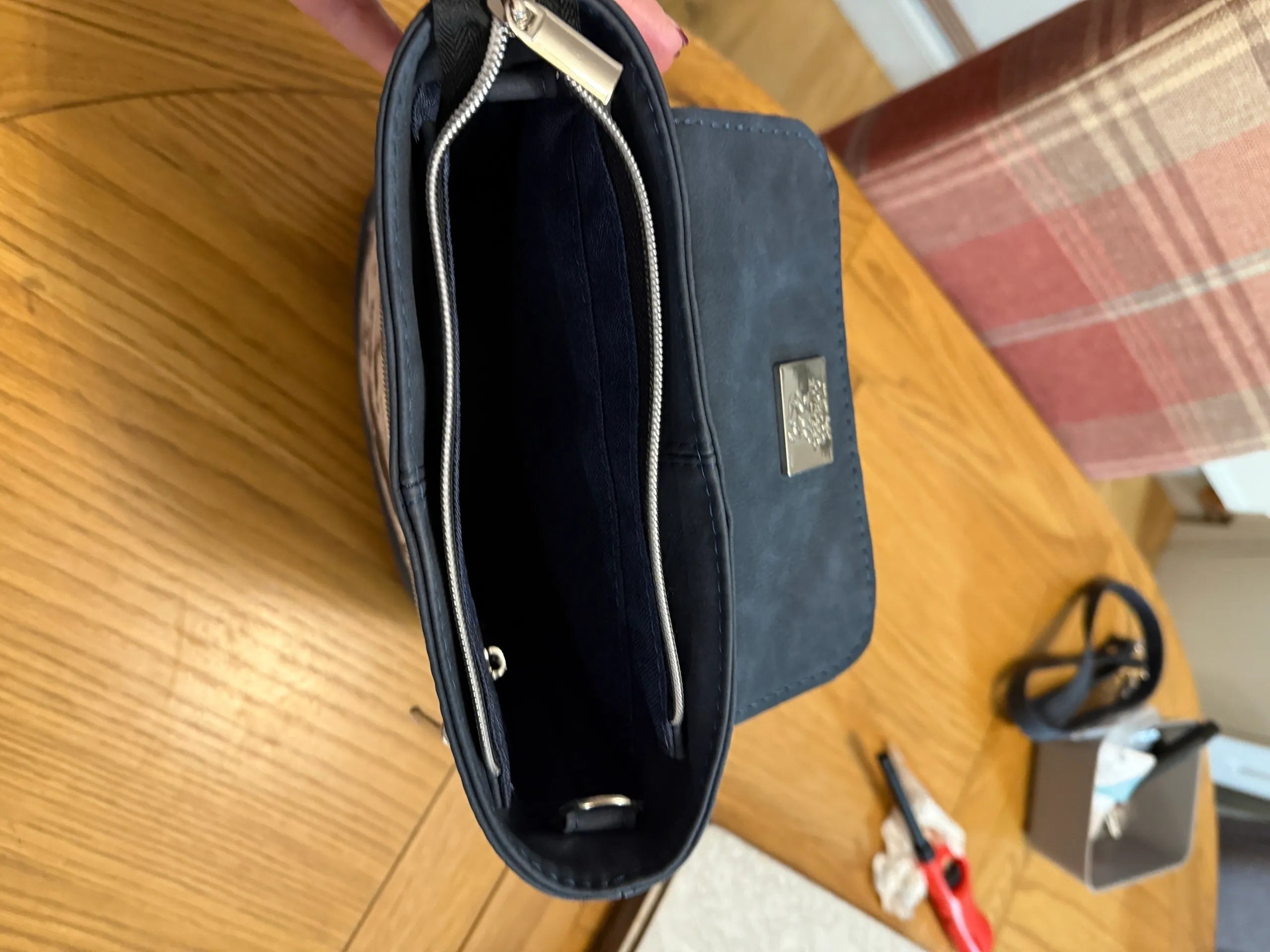 The Brunette Shoulder Bag