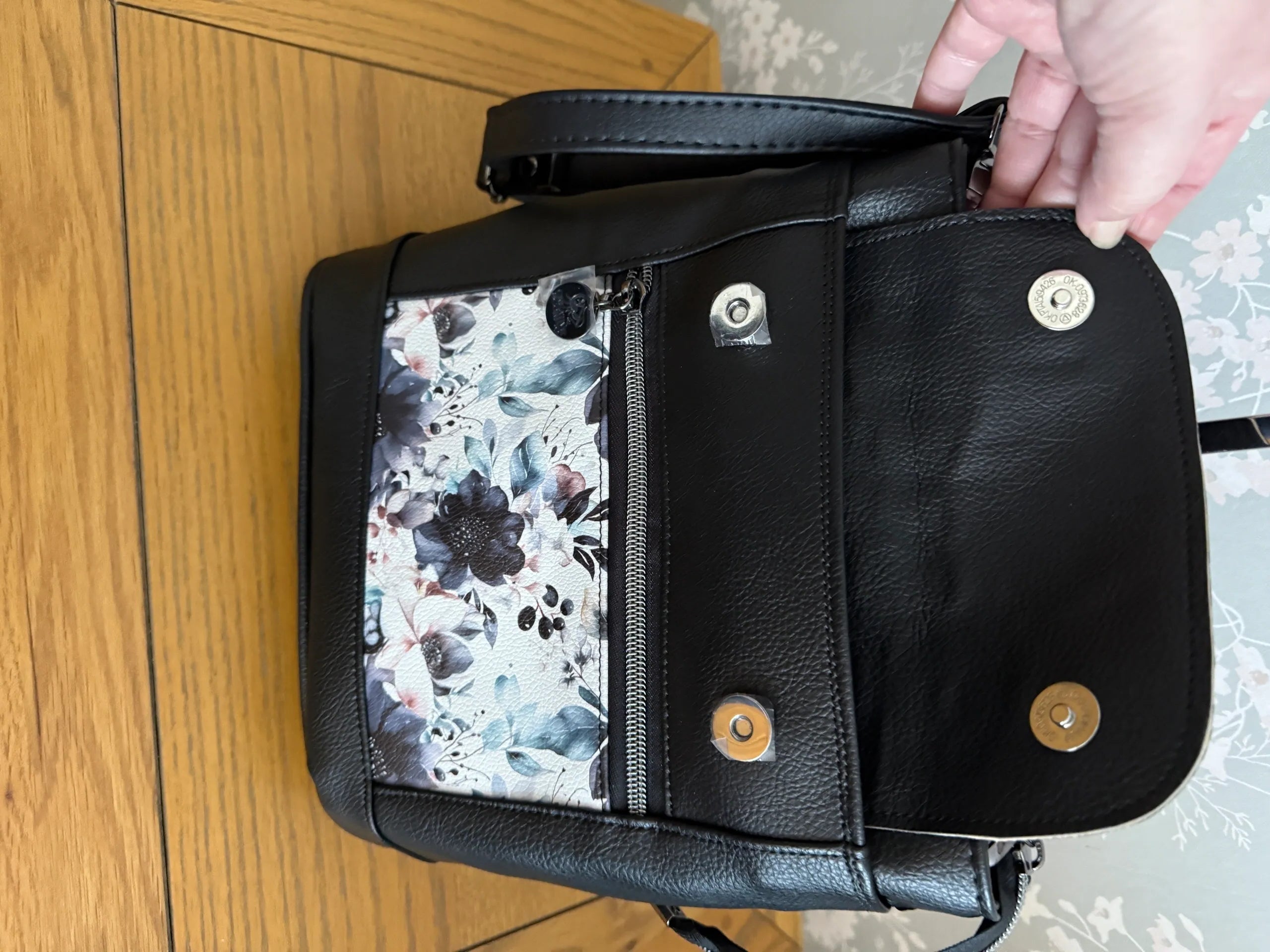 The Brunette Shoulder Bag