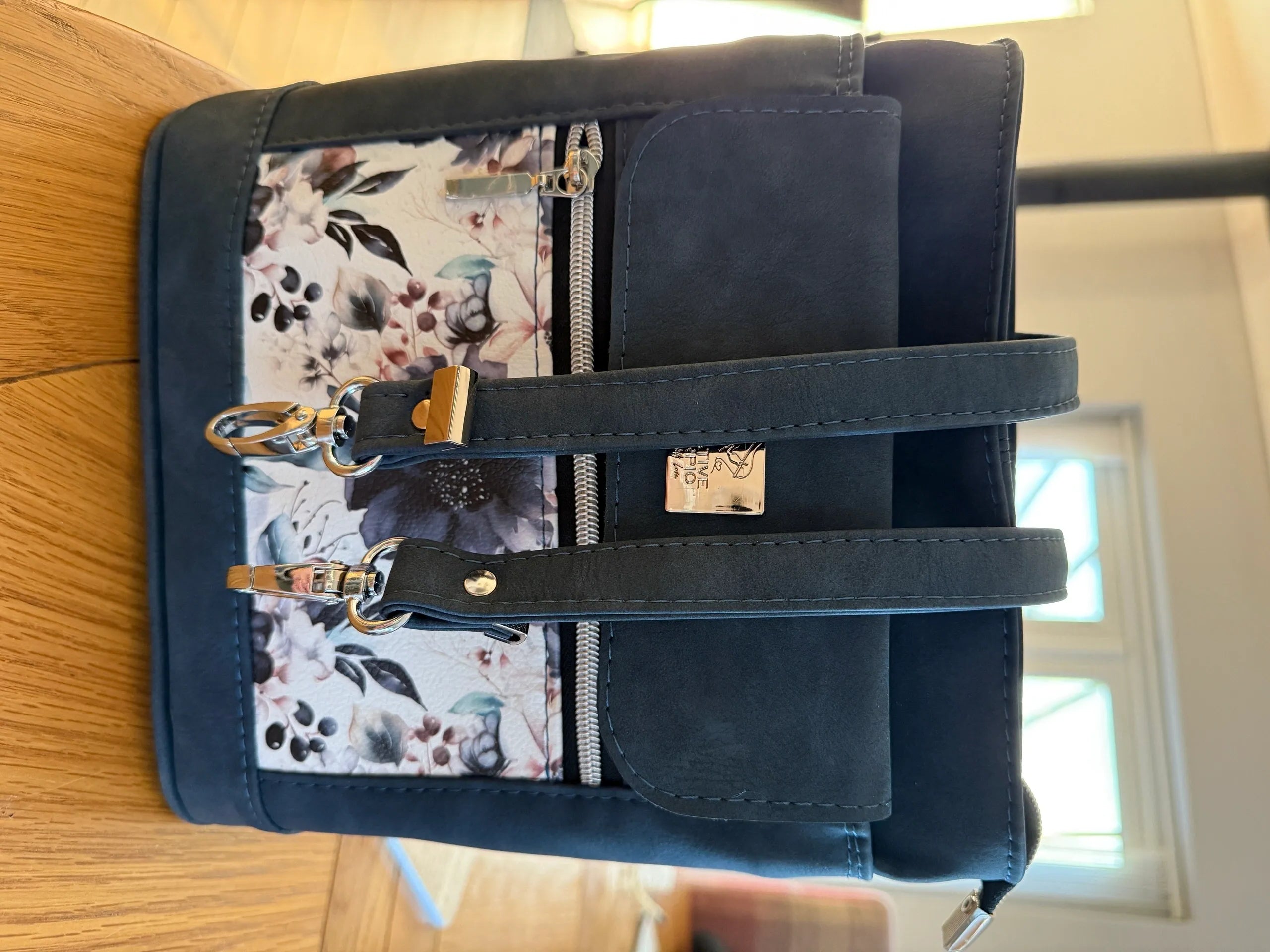 The Brunette Shoulder Bag